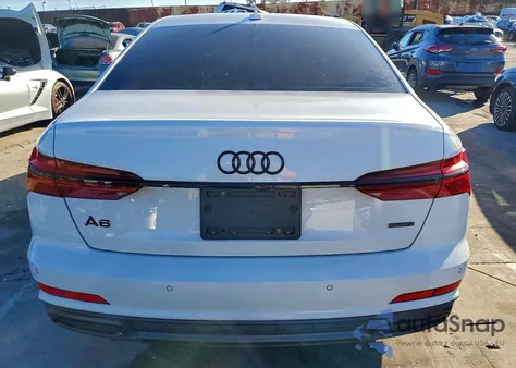 2021 Audi A6 Premium z USA, uszkodzony, nr VIN WAUK2AF22MN068954